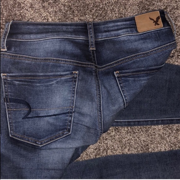 Light wash American Eagle Jeggings !!! Size 2 - Picture 2 of 3